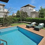 Hotel E-hotel Larnaca & Perivolia