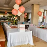 E-hotel Larnaca & Perivolia