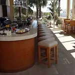 E-hotel Larnaca & Perivolia