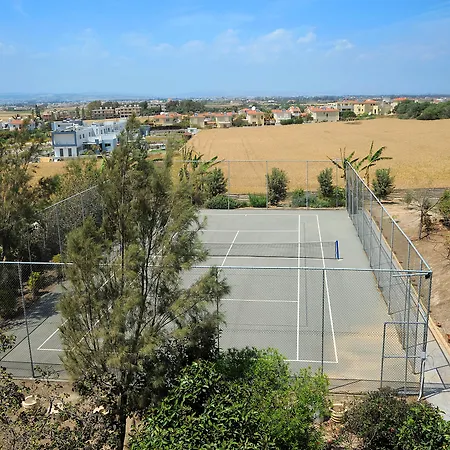 Hotell E-hotel Larnaca &