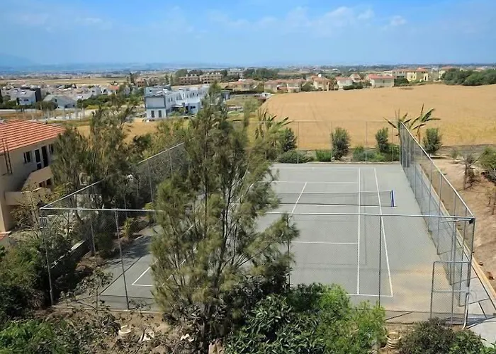 Hotel E-hotel Larnaca & Perivolia