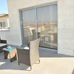 E-hotel Larnaca & Perivolia