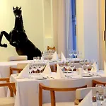 E-hotel Larnaca &