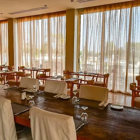 E-hotel Larnaca & Hotel