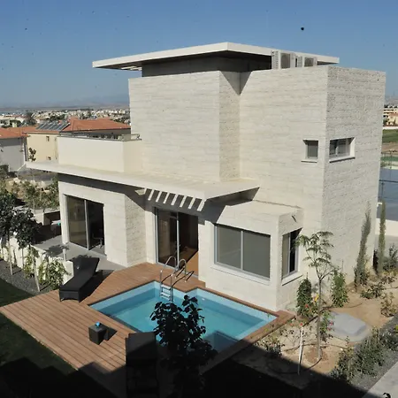 E-hotel Larnaca Resort&spa Perivolia