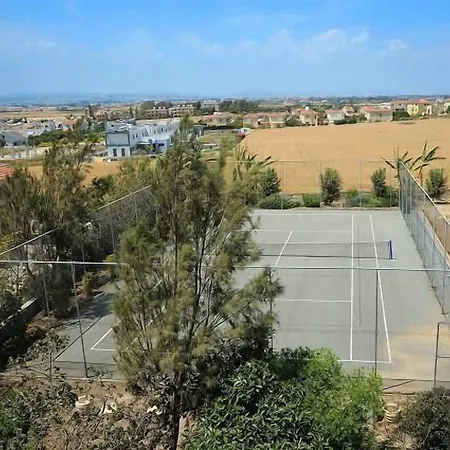 Hotel E-hotel Larnaca Resort&spa Perivolia