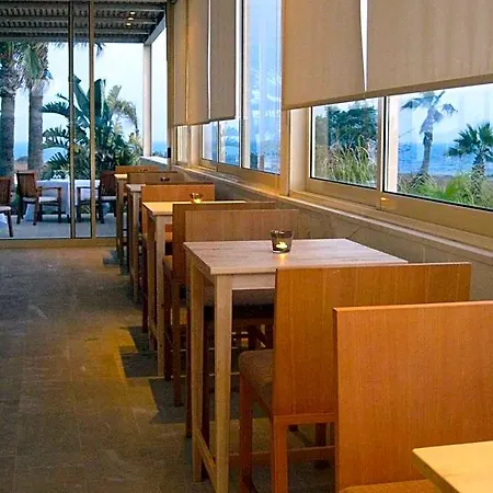 E-hotel Larnaca & Hotel Perivolia