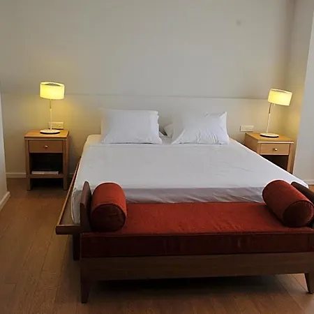 Hotel E-hotel Larnaca & 4*