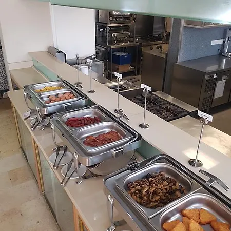 Hotel E-hotel Larnaca Resort&spa 4*
