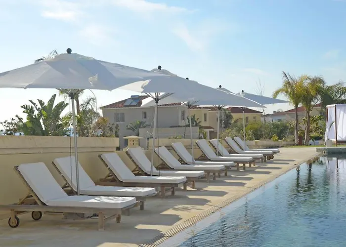 Hotel E-hotel Larnaca & Perivolia