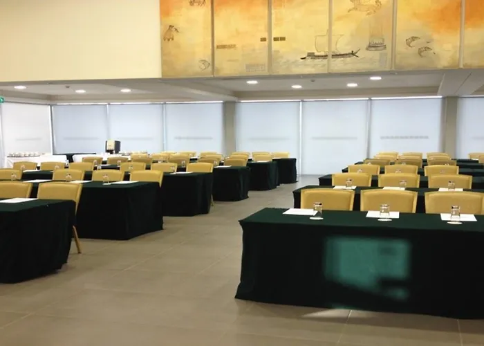 E-hotel Larnaca & Hotel 4*