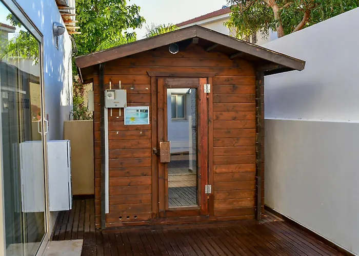 Hotel E-hotel Larnaca &