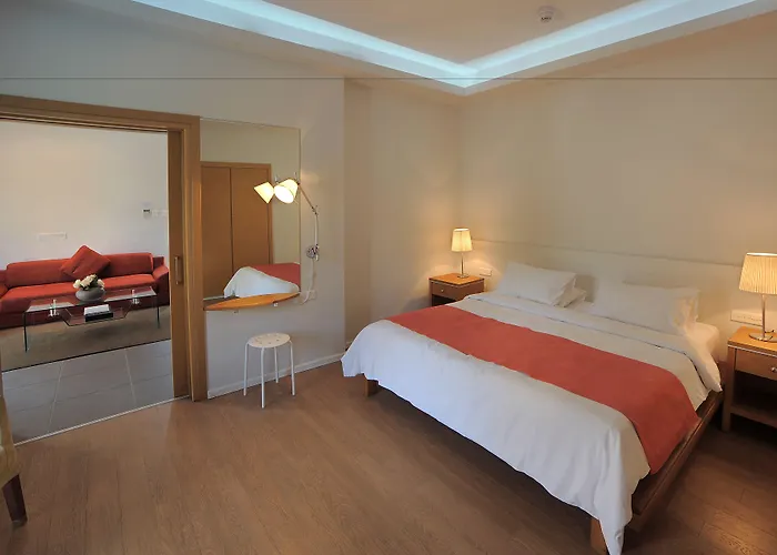 E-hotel Larnaca & Hotel