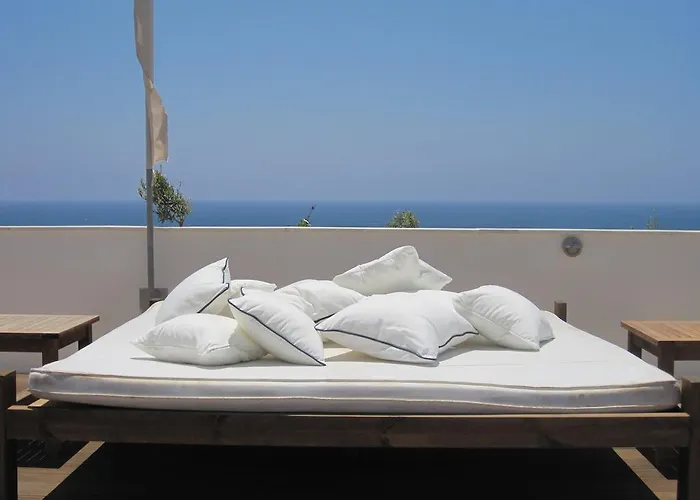 E-hotel Larnaca & Hotel Perivolia