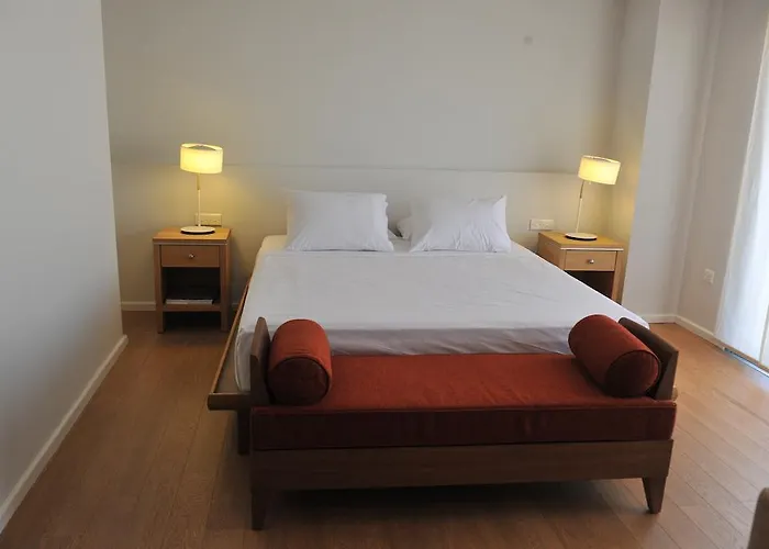 E-hotel Larnaca & 4*